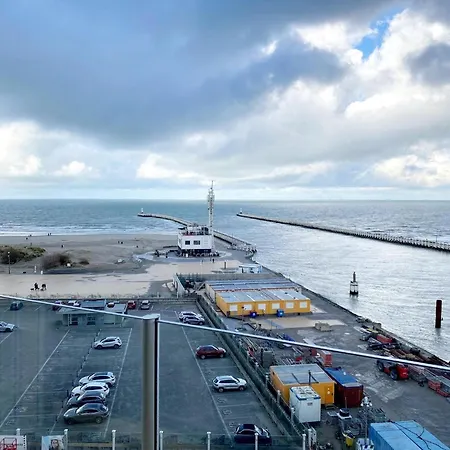 In With Sea Views * ニーウポールト