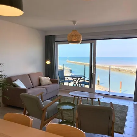 In With Sea Views ニーウポールト