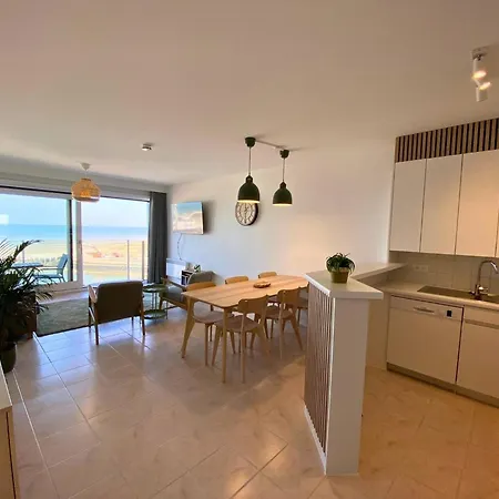 アパート In With Sea Views